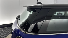 MINI Hatchback 1.5 Cooper Classic II 3dr [Comfort Pack] Petrol Hatchback